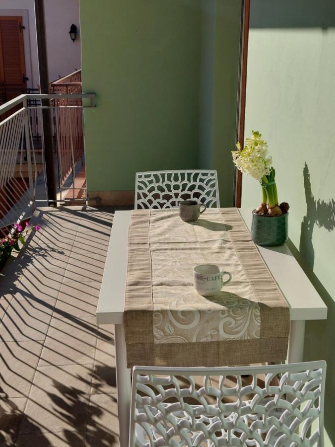 טורבולה La Bougainville - Luxury Apartment מראה חיצוני תמונה